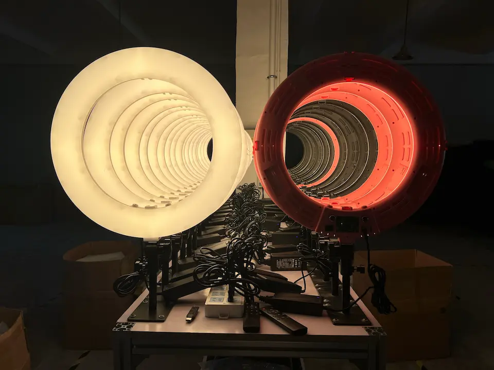seming ring light aging